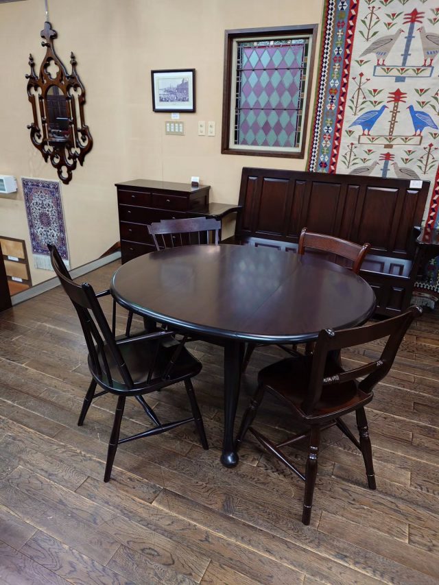 松本民芸家具 松本民芸家具 (@matsumotomingeikagu) • Instagram photos and videos